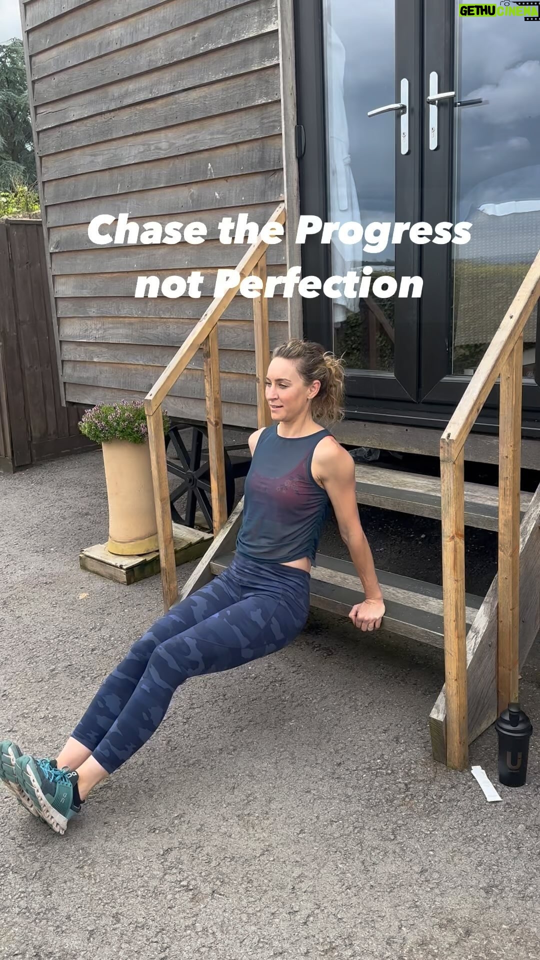 Amy Williams - 193 Likes - Embracing the journey of fitness isn’t about nailing every session perfectly; it’s about finding those little 1% of progression - sometimes that may take a day, a week, a month or a year to achieve.
🔹
Chase the progress not the perfection in every workout.
🔹
Celebrate the small wins, and remember that perfection is not the goal. After each workout, feel proud of the effort you put in💪🏻.
🔹
Here are five benefits of weightlifting/working out especially in middle-age:
1️⃣ Increased Bone Density: Fight osteoporosis and strengthen your bones.
2️⃣ Enhanced Metabolism: Boost your metabolism for better weight management.
3️⃣ Improved Mood: Lift weights, lift your spirits - combat stress and anxiety.
4️⃣ Enhanced Joint Health: Strengthening muscles supports joint stability.
5️⃣ Increased Energy Levels: Feel more energized in your daily activities.
🔹
Working out is not just a routine; it’s a positive challenge that adds meaning to life. Aim for progress, not perfection.
Challenge yourself this January - 👉🏻message me if you want my help or click my online coaching link.
🔹
#FitnessJourney #WeightliftingBenefits #trainingtips #onlinetraining #onlinecoaching #transformation