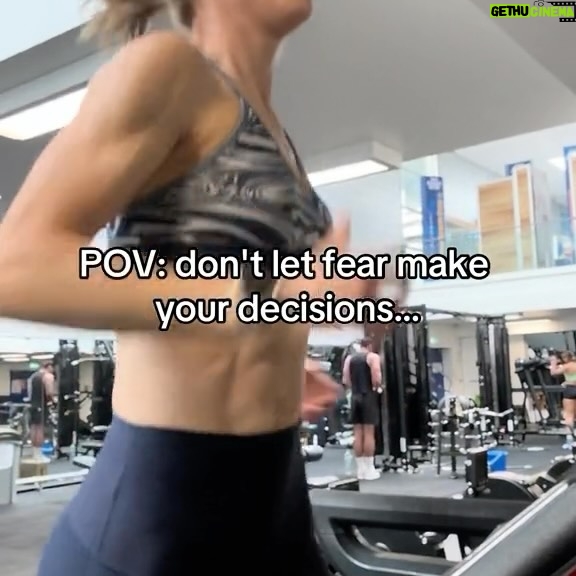 Amy Williams - 203 Likes - It’s only after you’ve stepped outside your comfort zone that you begin to change, grow and transform.
I stepped on a treadmill for the first time in about 12 years! I wanted to see if I could do more than my shuffle plod jog 😂 and actually “run” 🏃♀️!
Deets of session:
3min Gentle walking
3min Gentle jogging
10 x 30sec hard 30sec rest
#fitness #fitnessmotivation #gymmotivation #gymreels #liftingweights #gymreels #running #treadmillsession #musclebuilding #abs #strengthtraining #functionaltraining #personaltrainer #exathlete #fitnessgirlsmotivation #getoutyourcomfortzone