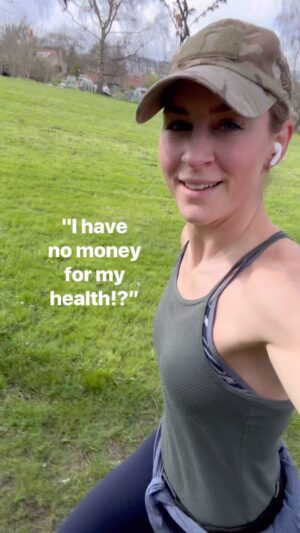 Amy Williams Instagram - “I have no money for my health”?!

Let’s talk about priorities! Investing in your health isn’t just about money—it’s about MINDSET. 
💡Think about it: You spend money on things that bring you joy, right? But what’s more important than your well-being? 🤔

Skipping those expensive coffees or dinners out can free up funds for your fitness goals 💷. And trust me, the return on investment? Priceless.
Your health is an investment, not an expense. 💯 

So let’s shift that mindset and make YOU a priority this April! My 1:1 fitness programs, nutrition and workouts will cost you a price of a take away coffee a day - me in your pocket, supporting you, helping you achieve your goals, changing your habits and lifestyle, and holding you accountable each and every day. 

Interested, want to chat about it click the link in my bio 👆🏻, fill out the quick little form and let’s get on a call 📞.

#InvestInYourHealth #NoMoreExcuses #PersonalTrainerLife #onlinetraining #onlinecoaching #transformation #healthliving