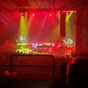 Amythyst Kiah Instagram - After 15 years and a 3 hr drive, finally got to see @toriamos live again in Charlotte. It was beautiful.🤘🏽
