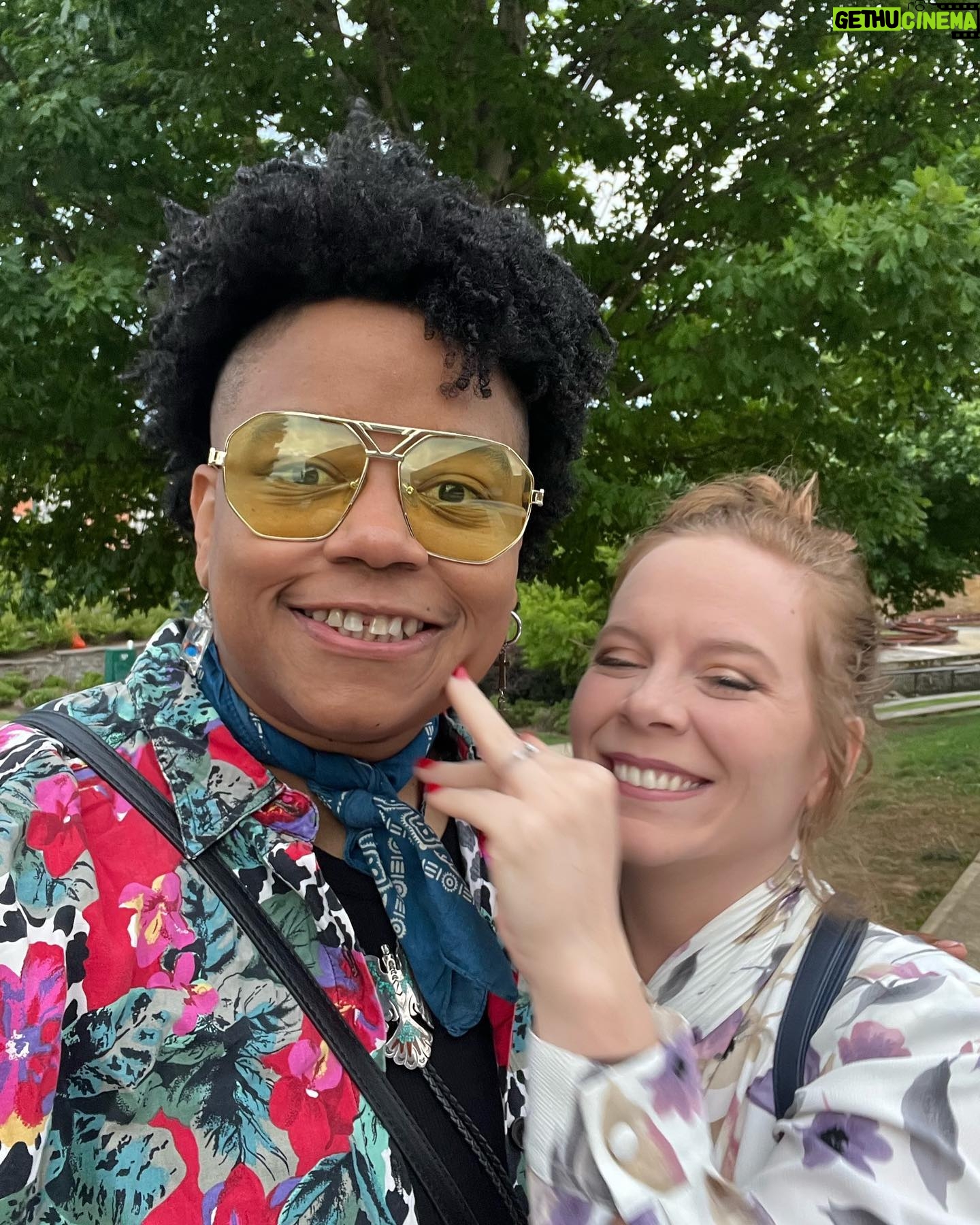 Amythyst Kiah - 6.5K Likes - I reckon I have a fiancé now! 🤩🥳