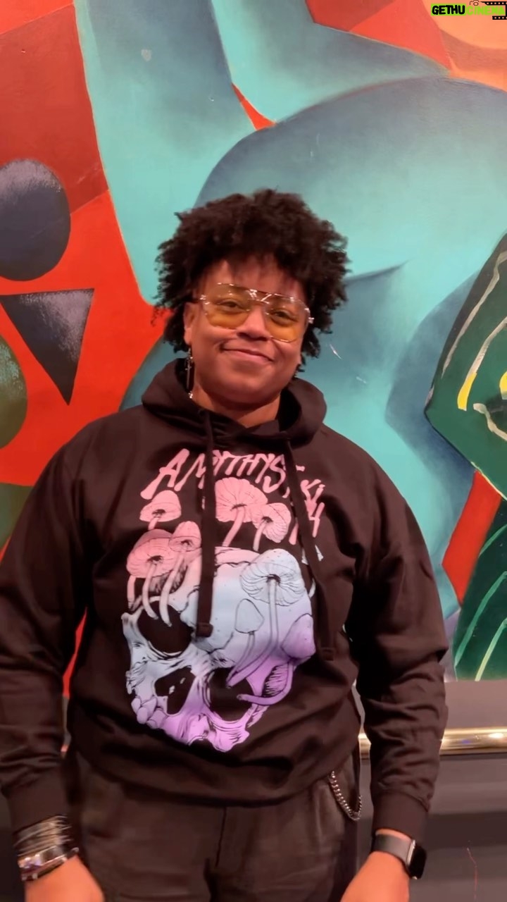 Amythyst Kiah - 818 Likes - Iām in Annapolis, MD at @ramsheadonstage tonight with new hoodies just in time for fall! š Come on out tonight or to another show down the road - weāre on the road for a couple weeks!