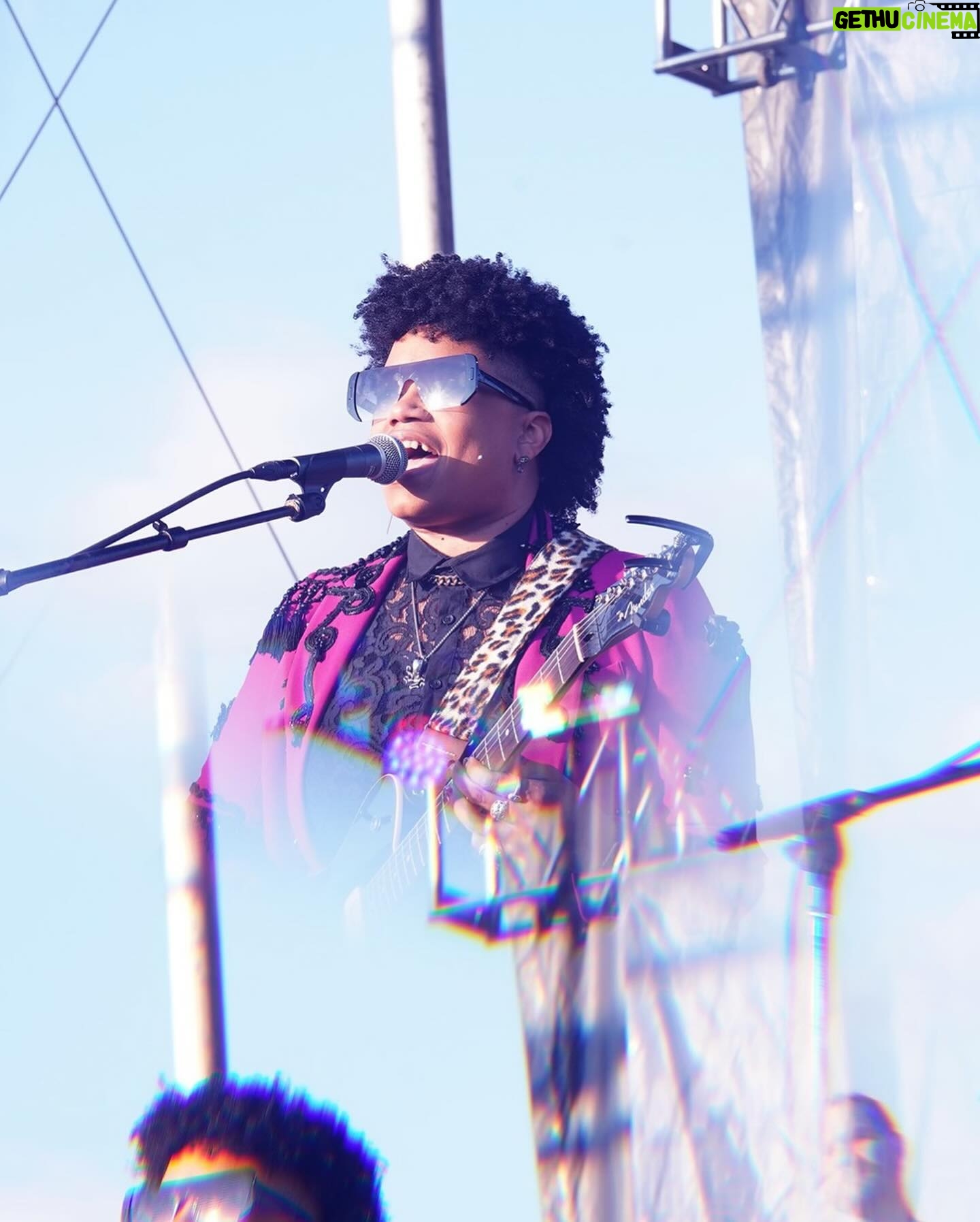 Amythyst Kiah - 392 Likes - Thrilled to be playing some shows with @mollytuttleĀ in the great state of Texas this coming May! See yāall out thereāš¾
šø @cowtownchad