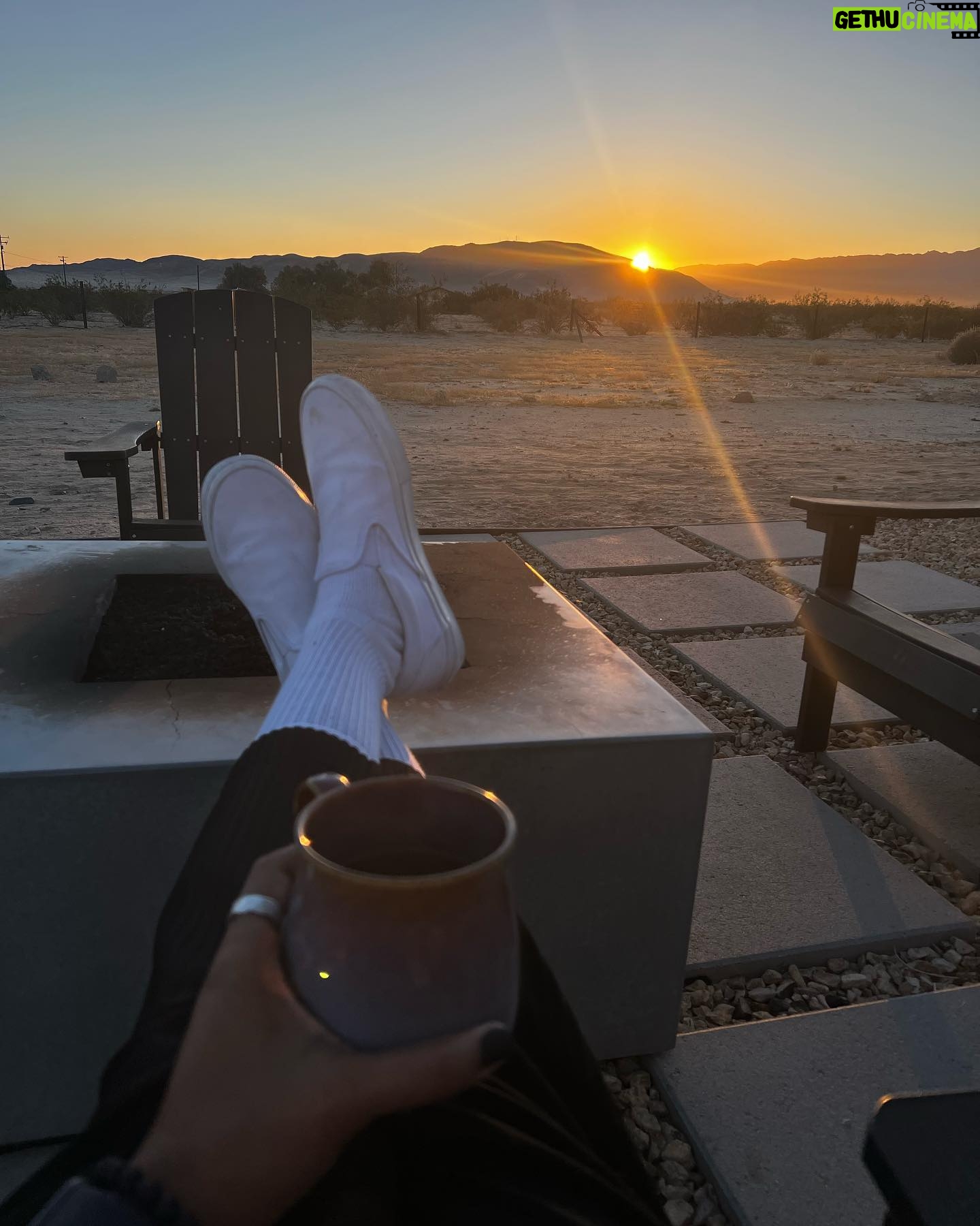 Amythyst Kiah - 535 Likes - Good morning from Joshua Tree ✌🏽 😎 See y’all tonight with @orvillepeck at @pappyandharriets!
