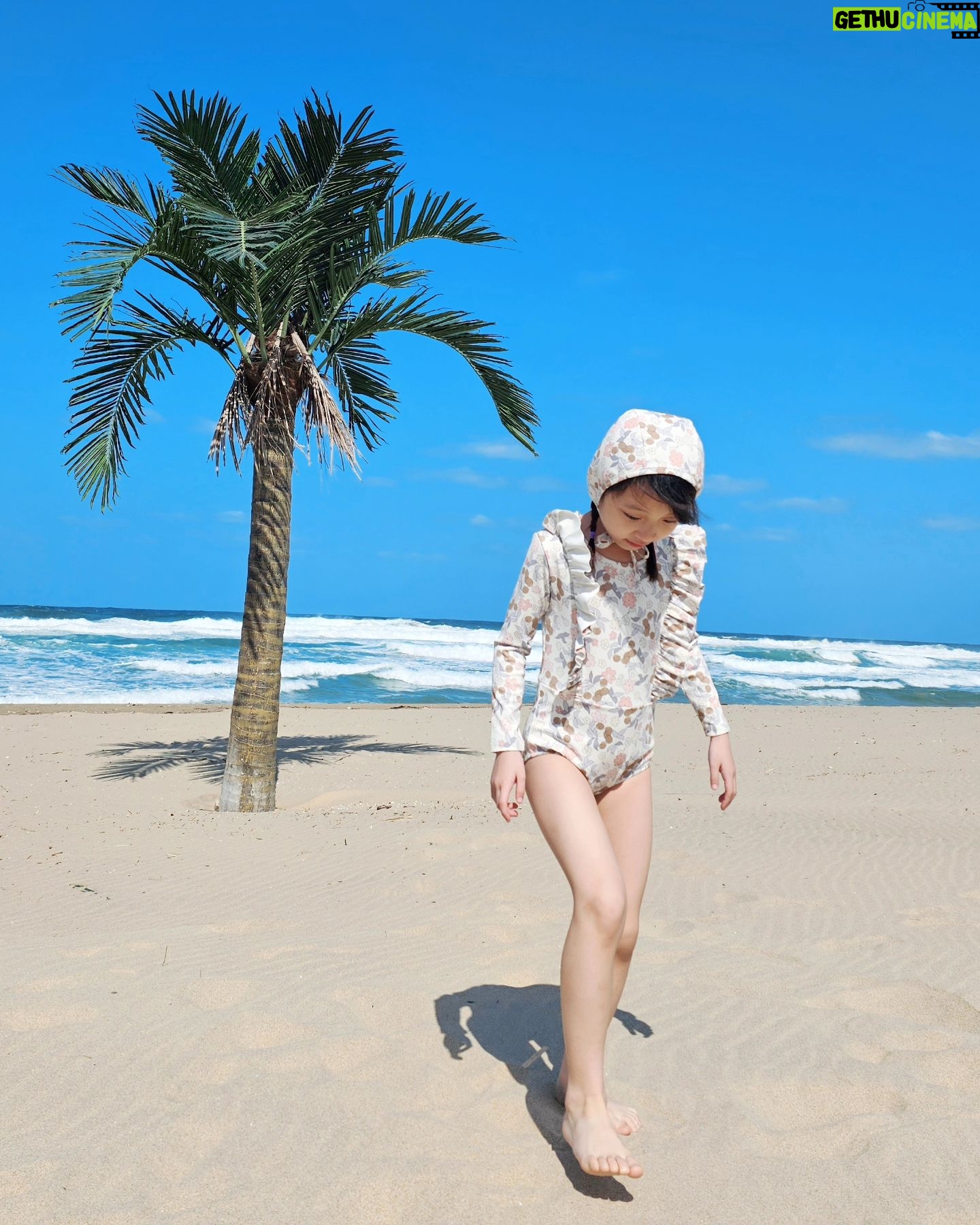 An Tae-rin - 411 Likes - .
🌊 🌴⛱️
@la.camel_atelier
#수영복#라카멜
#여아수영복#아기수영복