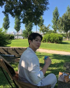 An Woo-yeon Instagram - 날이 참 좋다