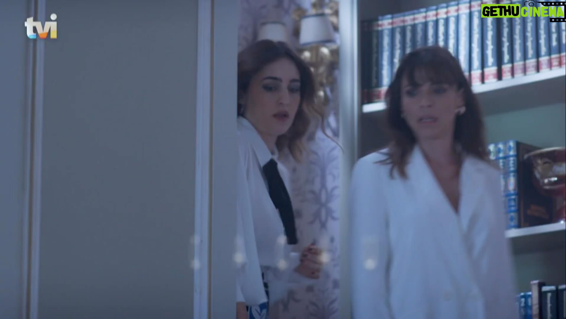 Ana Bustorff - 126 Likes - Cacau novela
@pluraloficialpt @tvioficial @tvinovelas @tvificcao
@_edgardmiranda @mjcarioca ☀️🌟❤️