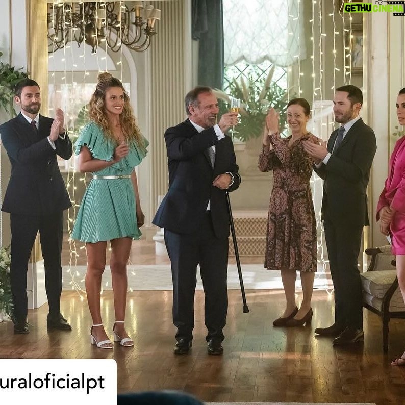 Ana Bustorff - 282 Likes - Posted @withregram • @pluraloficialpt Um dos momentos mais aguardados de Cacau está prestes a acontecer! 😲
Estamos em pulgas! 😉
📸 @bau.mario77