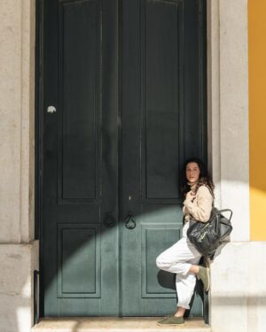 Ana Tapajós Instagram - @outershoes 
@rafael_guedes
