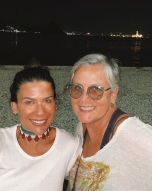 Ana Tapajós Instagram - Vivi minha vida inteira de Rio em 10 dias hahaha 
Amo tanto vcs