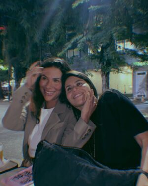Ana Tapajós Instagram - Rio de Janeiro sendo Rio de Janeiro. Intenso porém cheio de beleza e amor. ♥️