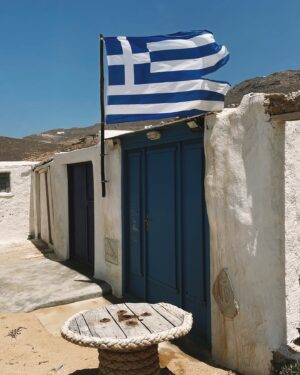 Ana Tapajós Instagram - Grécia, vc continua sendo meu país 
favorito na Europa ♥️👌🙌🇬🇷