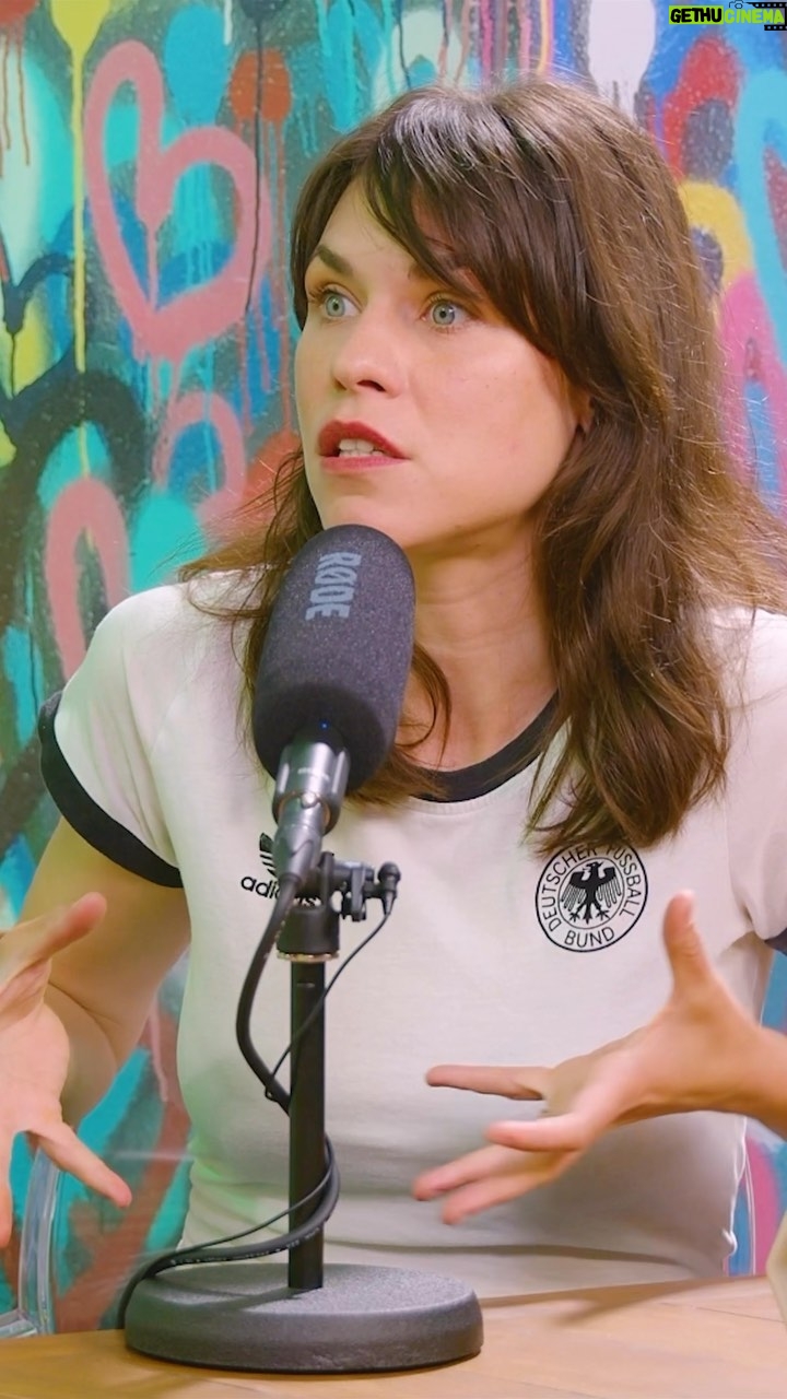 Ana Ularu - 1.2K Likes - “Cheia succesului si a zen-ului este sa nu ai asteptari.“ Un podcast sincer pana in maduva oaselor cu @anaularu