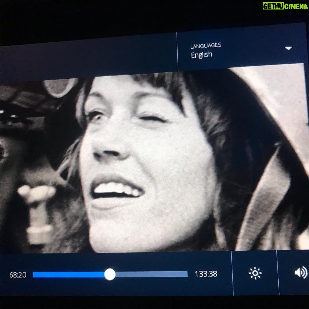 Ana Ularu - 1.1K Likes - Bring on the biopic// fuerza/cervello/cojones.
#janefonda #revolution #warrior #cinema #janefondainfiveacts