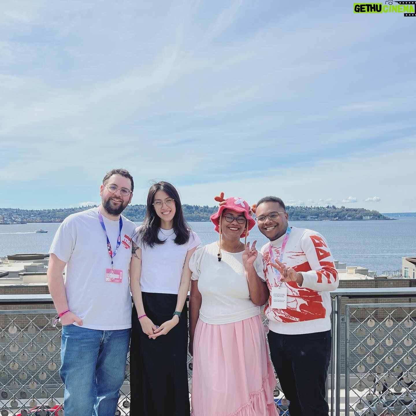 Anairis Quinones - 765 Likes - SAKURA-CON YOU WERE AMAZING!! Thank you staff and attendees for the wonderful chats, vibes, and laughs. Yāall made our first time in Seattle AMAZING and I cannot wait to come back ā¤ļø
s/o to the sun for showing up all weekend tho u a real one
#sakuracon #sakuracon2024 #sakuracon24 #seattle