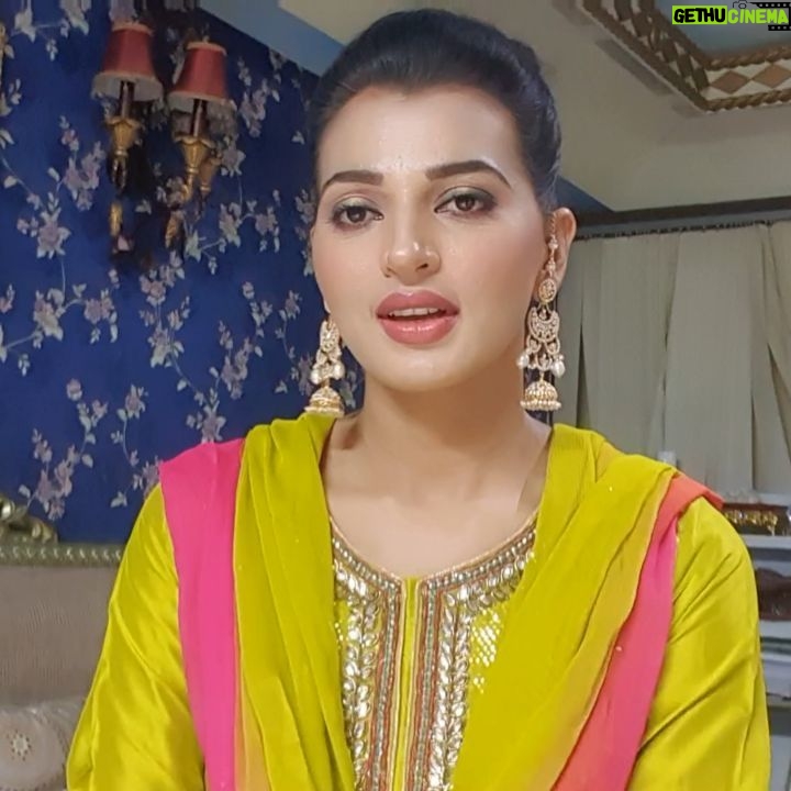 Ananta Jalil - 1.8K Likes -