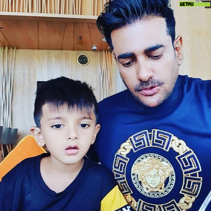 Ananta Jalil - 1.9K Likes -