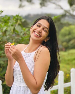 Ananthika Sanilkumar Instagram - 🤍🦋