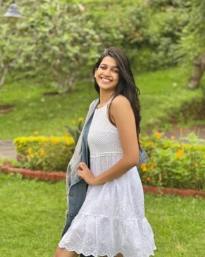 Ananthika Sanilkumar Instagram - 🤍🦋