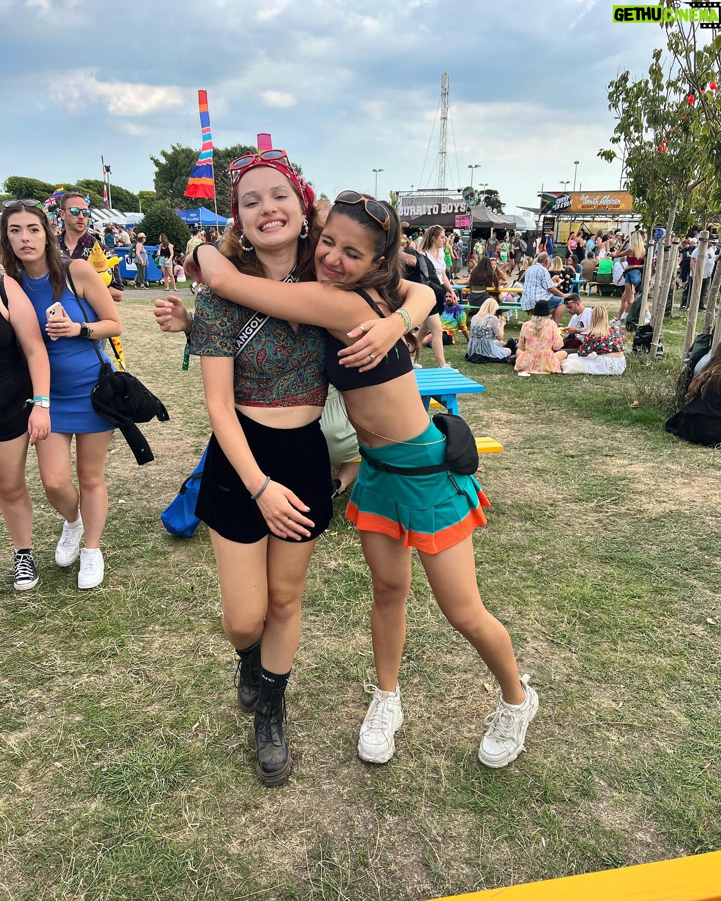 Anastasia Martin - 2.5K Likes - HAPPY BLOOMING BIRTHDAY TO MY ONE TRUE LOVE!!!!!! I love you to the end of the earth and all the way back š§” may we be forever cuddling like we are in these cute ass pictures š¤