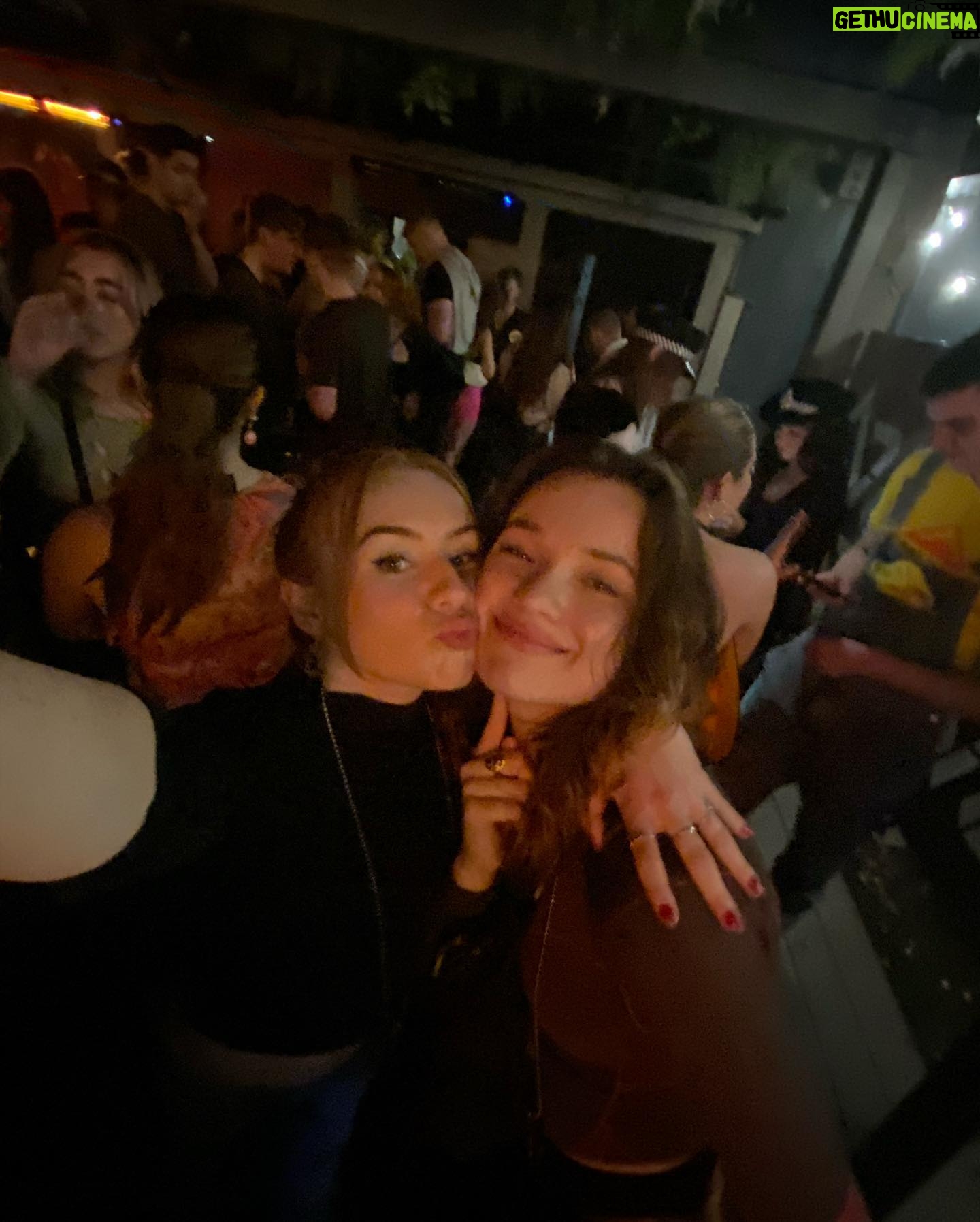 Anastasia Martin - 2.4K Likes - ššš„°