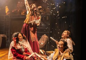 Anastasia Martin Instagram - Little Women is officially OPEN!! 

So much love to this beautiful team 💛

Come join us at the Park Theatre until the 19th December 💃💃💃💃