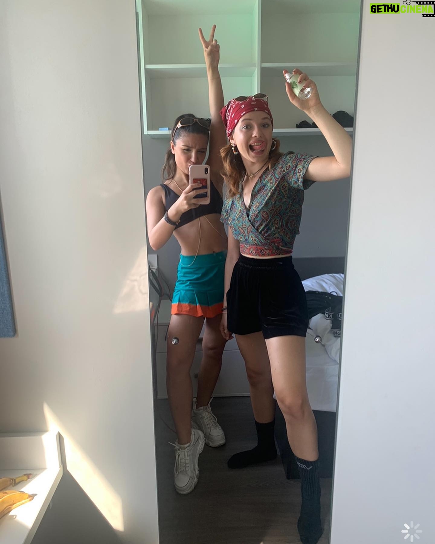 Anastasia Martin - 2.5K Likes - HAPPY BLOOMING BIRTHDAY TO MY ONE TRUE LOVE!!!!!! I love you to the end of the earth and all the way back š§” may we be forever cuddling like we are in these cute ass pictures š¤