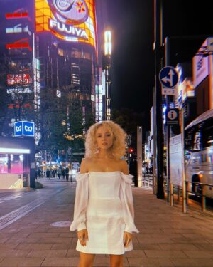 Anastasia Talyzina Instagram - Мама, я в Токио