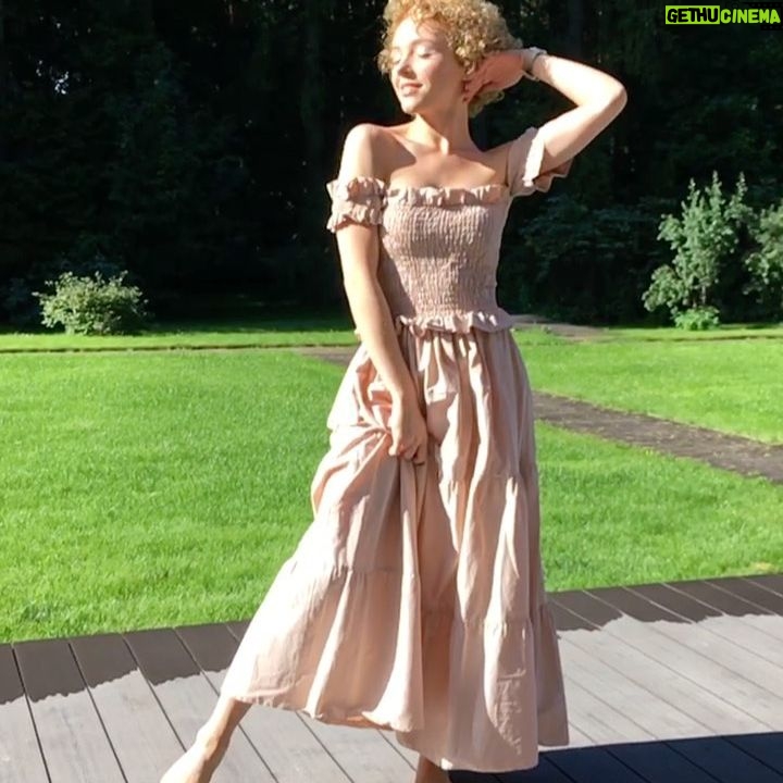 Anastasia Talyzina - 2.5K Likes - Острая необходимость свежего воздуха