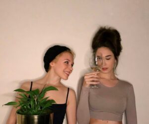 Anastasia Talyzina Instagram - 🦀🦀