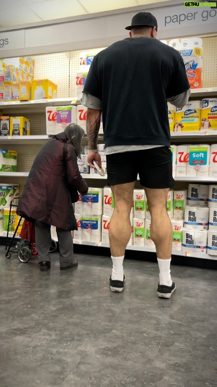 Anatoliy Lakutsyn - 23.6K Likes - I choose the softest and most delicate toilet paper together with my grandmother 😳👀
And which one did you choose? 🤔
#giant #dc #Universal #therock #Colossus #comics #marvel #store #small #people #sparta #ford #mustang #legday #huge #dior #subway #gucci #partofme #security