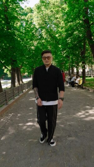 Anatoliy Tsoi Instagram - BOM на улицах Москвы 🔥