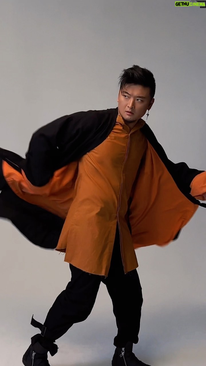 Anatoliy Tsoi - 5.3K Likes - #backstage
#TSOY