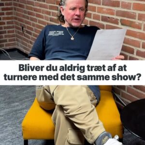 Anders Matthesen Instagram - Er du en af de over 120.000, som allerede har oplevet mit nye onemanshow? Ellers er det nu sidste chance! 😮⠀
⠀
Showet ændrer sig fra aften til aften, så selvom jeg har optrådt over 200 gange siden turnéen startede i maj 2022, er det stadig en kæmpe fest! 🎉🥳⠀
⠀
Absolut sidste show i København er den 12. august. Der er gode ledige pladser kl. 15.30. Få fat i dine billetter på anden.dk. Link i bio.