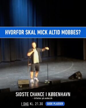 Anders Matthesen Instagram - Ja, hvorfor skal Mick Øgendahl egentligt altid mobbes? 🤷‍♂️🧐

Det var en af de ting, jeg blev spurgt om, da jeg åbnede op for spørgsmål fra publikum i mit nye show. Se med, hvis du vil høre svaret ❤️

Hvis du er ultra hurtig, kan du lige nå at skaffe en af de sidste billetter i København. Klokken 21.30 i dag går det løs i Falkoner Salen.

Kom ind og få en ordentligt griner på. Måske du også har et spørgsmål, som jeg skal besvare fra scenen? 🙋

Billetter via linket i bio:⠀
@andersandenmatthesen