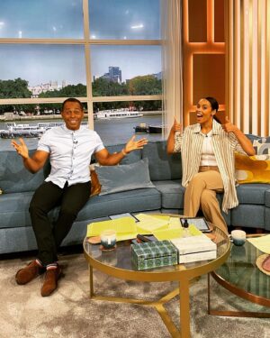 Andi Peters Instagram - What a pleasure to present @thismorning Thanks to @rochellehumes and ALL the team for a fun morning. Special thanks to @dyson @jamesdysonfoundation for signing my Dyson!