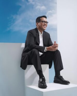 Andi Rianto Instagram - Hello 52! 

#alhamdulillah #andirianto #52 #love 

Photographed by @harionohalim 
Suit by @dolcegabbana 
Shoes by @tods 
Styled by @rikkisi assisted by @tiopita16 
Brushed by @carlos_shu 
Hair by @kweesandy
