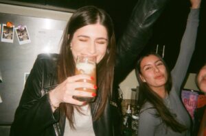 Andra Nechita Instagram - drink of choice: iced vanilla latte