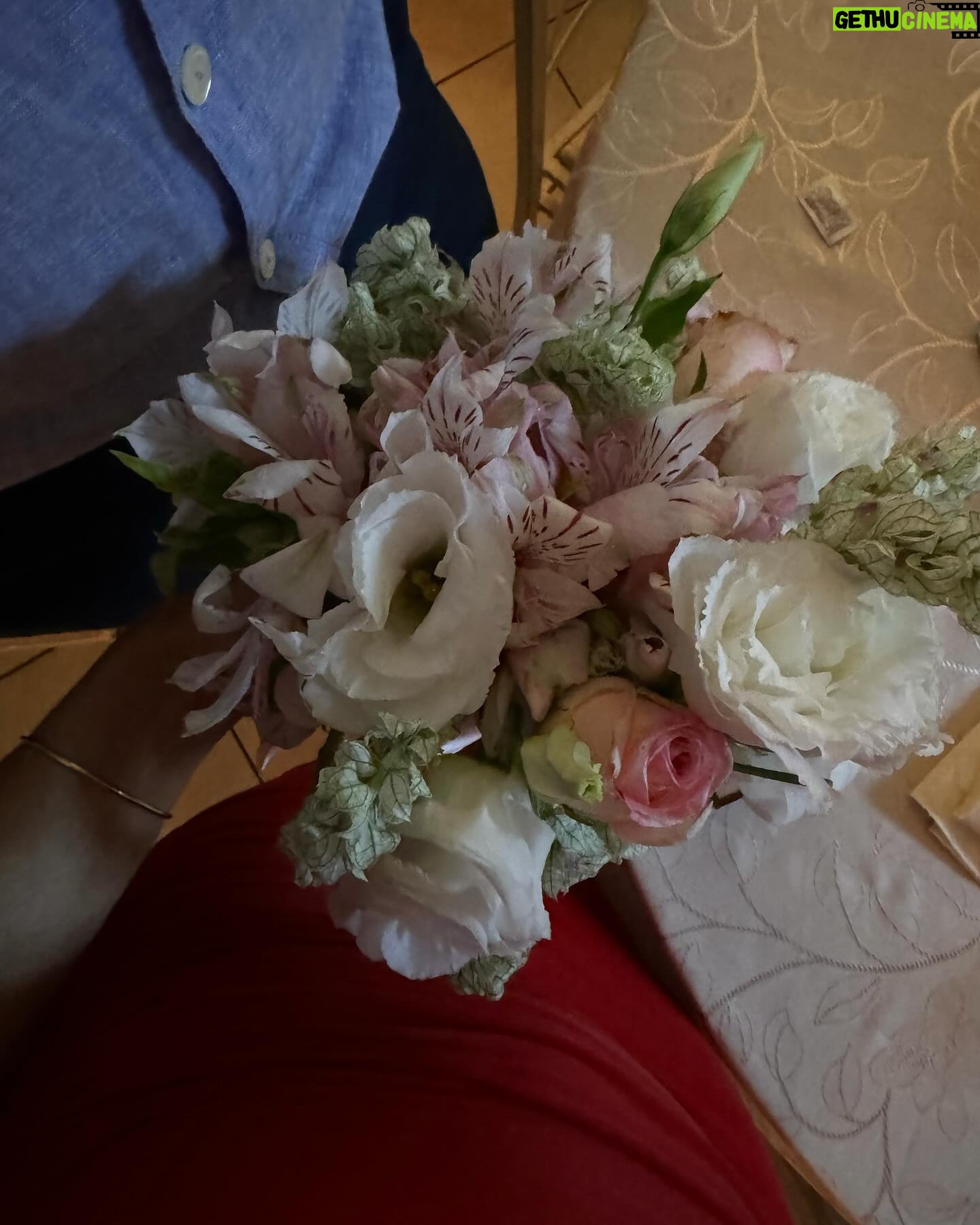 André Bankoff - 34.1K Likes - Todo contigo es especial ❤️
Adivinen quien agarró el bouquet?!
Tudo com você é especial ❤️
Adivinhem quem pegou o boquê?!
🤭💐
Vestido: @loversfriendsla @revolve
