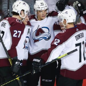 Andre Burakovsky Instagram - Really proud and excited for two more years with @coloradoavalanche can’t wait to come back and get the season started. #letsgoavs