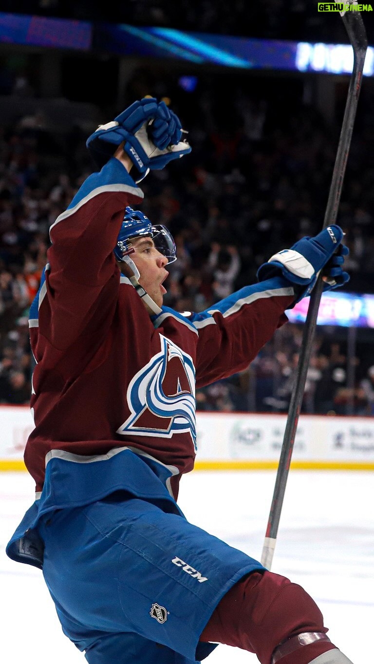 Andre Burakovsky - 5.5K Likes - This #SlomoSymphony written and directed by @andreburakovsky !! #GoAvsGo