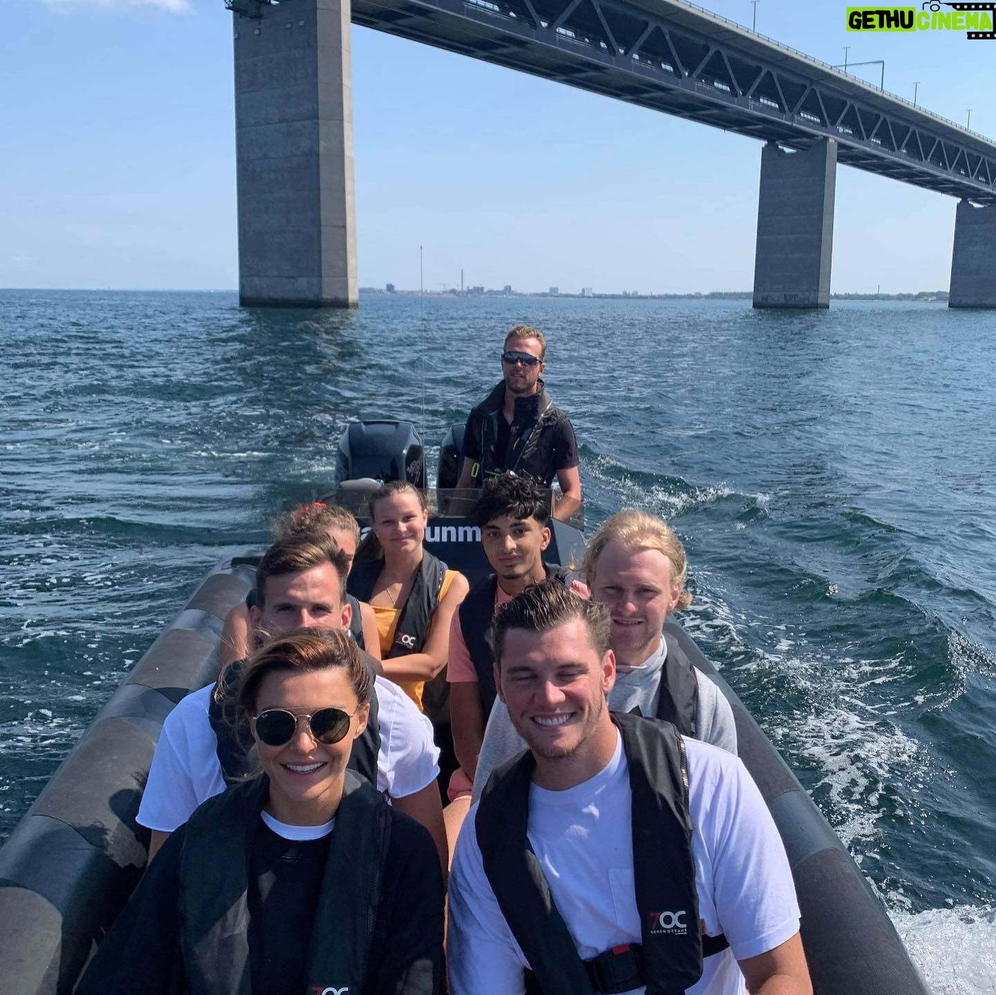 Andre Burakovsky - 5.9K Likes - Amazing day today on the water. Had so much fun today with @waterfunmalmo thanks a lot @nileskar for taking us out on a wild ride!!