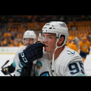 Andre Burakovsky Instagram - Thank you kraken fans for this year, you are all amazing. We will all come back stronger and better next year. #seattlekraken