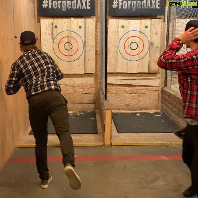 Andre Burakovsky - 11.9K Likes - Just a friendly little competition with @nicke19 @warroadbrand
