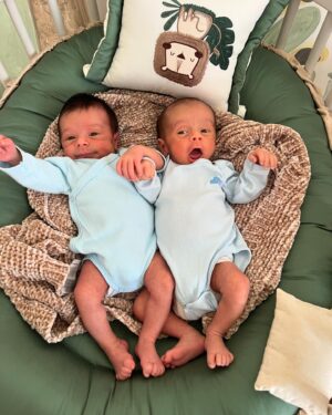 André Coelho Instagram - Sequência dos manos J&J casca de bala💙💙 já já vocês tão juntos de novo, se Deus quiser!!! Vamos José, o rimão João tá morrendo de saudade…