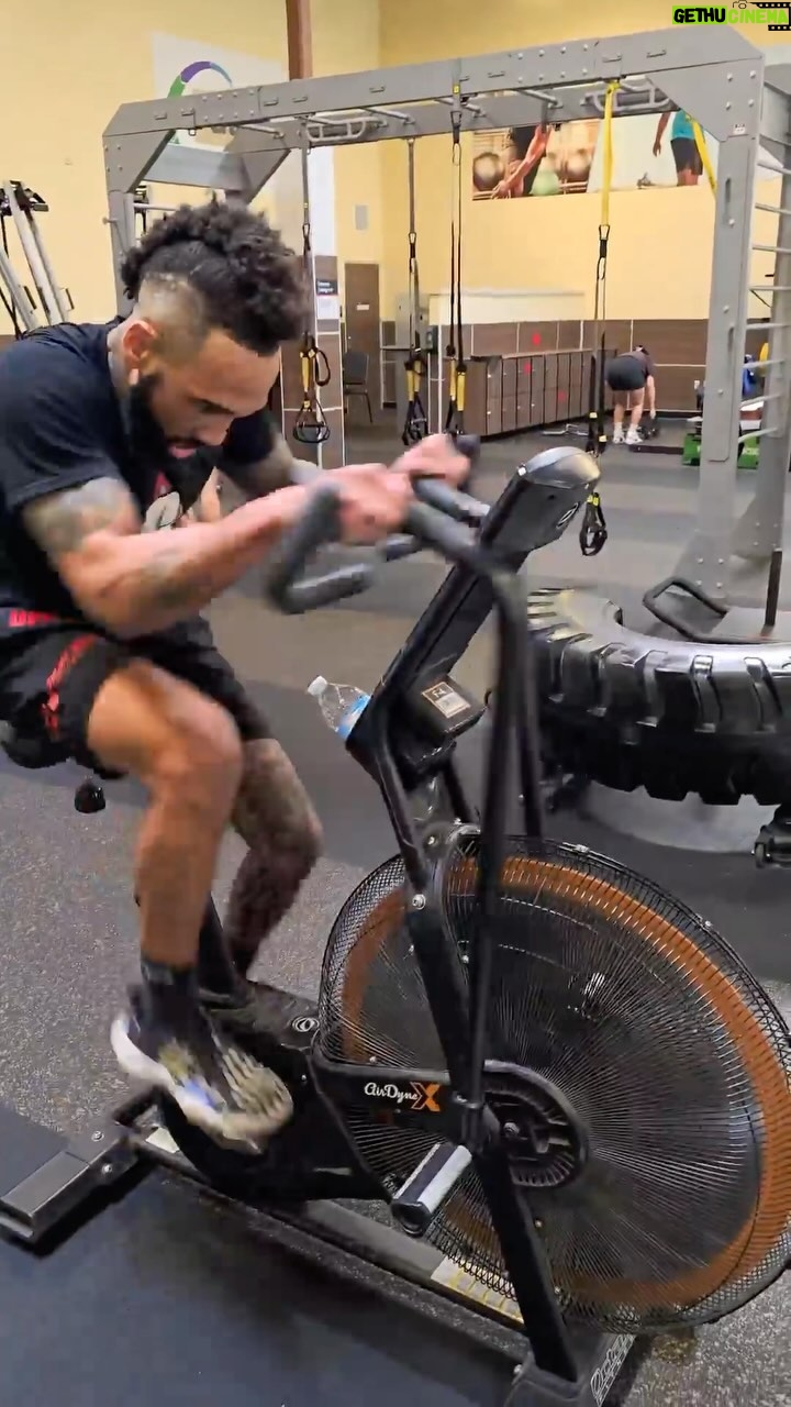 Andre Ewell - 3 Likes - I get to do this shit today 😩