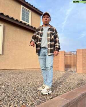 Andre Fili Instagram - One day you wake up and you’re the same age you remember your uncles being. All your brothers come over to watch the fights and they drive new F150s and have careers they can be proud of. Their kids have grown into little people. You think a lot about the future. You start giving a shit about things like interest rates. My emotions have been high lately. I miss the friends I’ve lost, I hope I see them again. I am somewhere between mourning the end of my old life and celebrating the beginning of my new one. I want to grow, but I also want to learn to enjoy growing. In spite of my fears I am hopeful for the future. Love ya’ll.