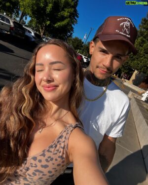 Andre Fili Instagram - The sun is shining and that’s reason enough to be grateful. It’s almost time to fight. Life is Beautiful. Love ya’ll.
