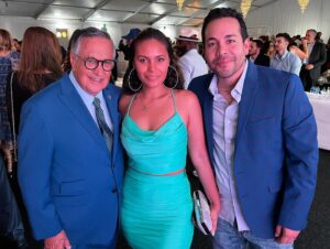 Andrea Cortés Instagram - A night to remember!! 

@dodgersfoundation put together a spectacular event to raise funds for the ways they support the children of Los Angeles!

Thank you @eloycito and Scott for the invite and your support of a wonderful organization! 

Got to meet a legend in @jaimejarrin98 !! WHAT A NIGHT!!

#ladf#dodgers#hof#jlo#bluecarpet