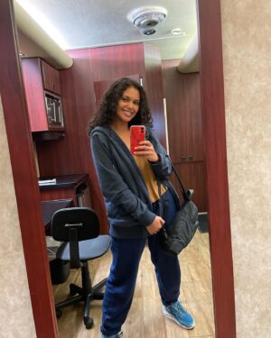 Andrea Cortés Instagram - One year ago today was Day 1 of filming @MayansFX Season 5 and yes we started with the birthday morning scene. This isn’t my thank you and farewell post just yet. Simply reminiscing and posting the photos I took that day. 

#mayansmc#mayansfx
